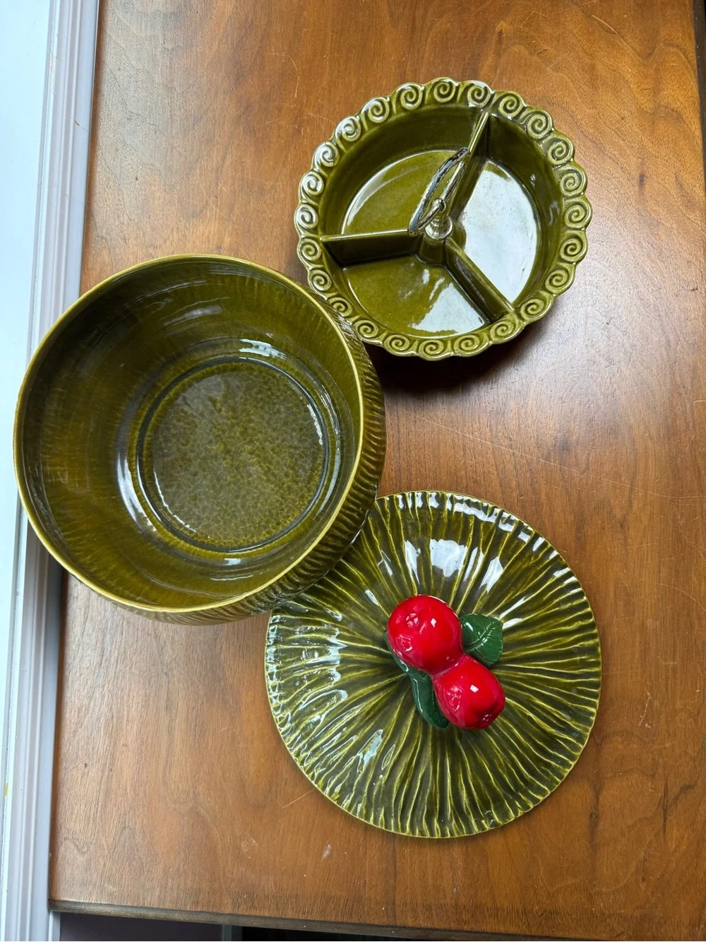 Vtg Maurice California Green Nut 3 Section Dish MCM & Lidded Casserole HTF Apple